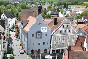 Stadtansicht vom Abensberger Rathaus